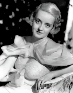 Womens Fashion Prints: BETTE DAVIS, 3/22/35