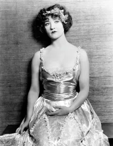 1920s Portraits Prints: Betty Compson, 1923