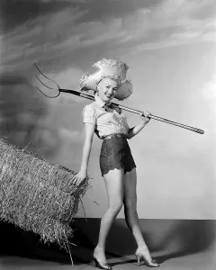 Shorts Prints: Betty Grable, in a cheesecake pose to publicize THE FARMER TAKES A WIFE