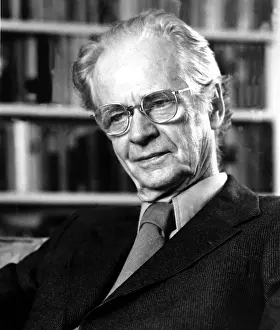 Author Prints: B.F. SKINNER, author, 1979. Courtesy: CSU Archives / Everett Collection