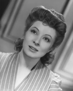 Images Dated 3rd December 2015: BLOSSOMS IN THE DUST, Greer Garson, 1941