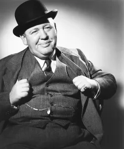 Images Dated 27th December 2013: THE BLUE VEIL, Charles Laughton, 1951