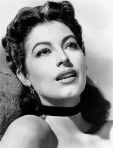 Images Dated 14th October 2014: SHOW BOAT, Ava Gardner, 1951