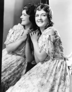 Images Dated 7th February 2014: SHOW BOAT, Laura La Plante, 1929