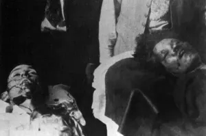 Clyde Prints: Bodies of Depression era Mid-western bandits