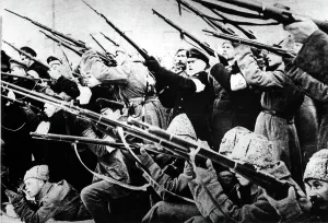 Revolt Prints: BOLSHEVIK REVOLUTION, 1917.. Courtesy: CSU Archives / Everett Collection