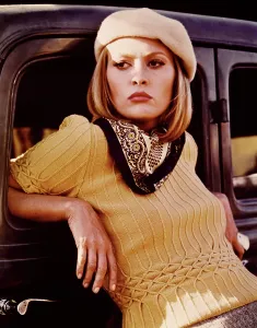 Everett Site Prints: BONNIE AND CLYDE, Faye Dunaway, 1967