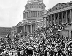 Jobless Prints: Bonus Army protesting on the steps of the Senate Wing of the Capitol