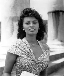 Images Dated 19th December 2005: BOY ON A DOLPHIN, Sophia Loren, 1957