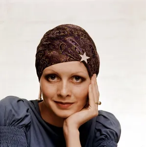 Turban Prints: THE BOY FRIEND, Twiggy, 1971