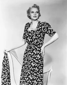 Flowered Dress Prints: BOY MEETS GIRL, Marie Wilson, 1938