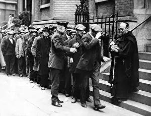 Depressions Prints: Breadline for the needy, probably in New York City