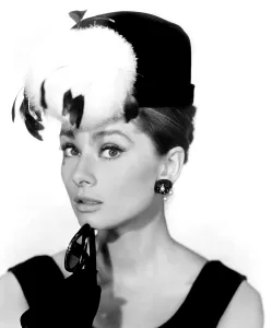 1998 Prints: BREAKFAST AT TIFFANY'S, Audrey Hepburn, 1961