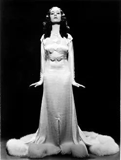 Negligee Prints: BRIDE OF FRANKENSTEIN, Valerie Hobson, in a fur-trimmed negligee by Vera West, 1935