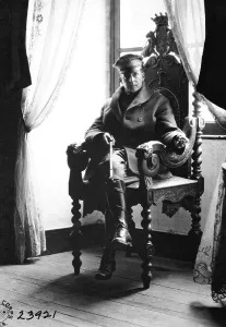 Macarthur Prints: Brig. Gen. Douglas MacArthur at St