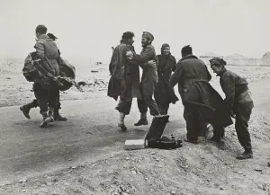 Lcgr1310 Prints: British and New Zealand soldiers dance for joy to music of an Italian gramophone