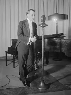 Tuxedos Prints: Broadcaster Graham McNamee won Radio Digest's 1925 Gold Cup Award for the World's Best Radio Announcer