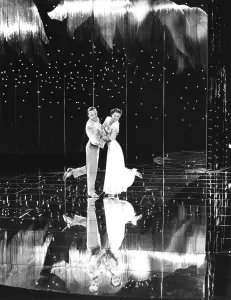Images Dated 6th May 2015: BROADWAY MELODY OF 1940, from left: Fred Astaire, Eleanor Powell, 1940