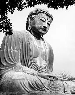 Japanese Prints: A Buddha in Kamakura seaside resort. ca 1950s. Courtesy: CSU Archives/Everett Collection