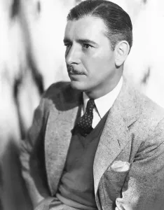 Images Dated 29th January 2014: BULLDOG DRUMMOND STRIKES BACK, Ronald Colman
