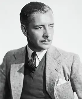 Images Dated 4th June 2019: BULLDOG DRUMMOND STRIKES BACK, Ronald Colman