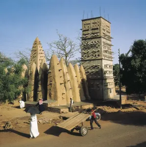 Mosque Prints: BURKINA FASO. HOUET. Bobo Dioulasso. Mosque. AISA/Everett Collection**US SALES ONLY**