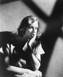 Images Dated 17th March 2015: CAGED, Eleanor Parker, 1950