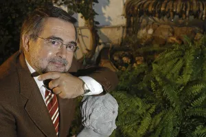 CALVO POYATOJos (1951). Politicianhistorian and novelist. 2005. Oscar Elias/AISA/Everett Collection (184446)**US SALES ONLY**