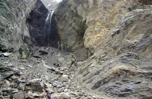 Multi National Prints: Canadian soldiers searching for Taliban