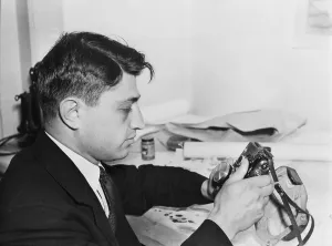 Depression Prints: Carl Mydans (1907-2004), at the Farm Security Administration with camera equipment