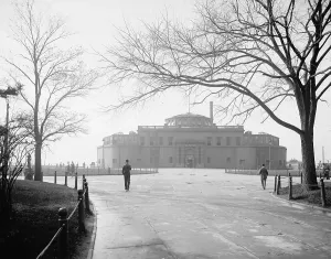 Battery Prints: Castle Garden at New York City's Battery was built in New York Harbor to defend against a British invasion during