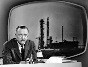 Images Dated 21st August 2025: CBS EVENING NEWS WITH WALTER CRONKITE, Walter Cronkite covering Gemini 6, 1962-81