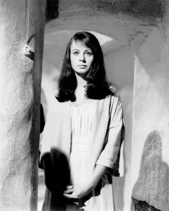 Sarah Prints: THE CEREMONY, Sarah Miles, 1963