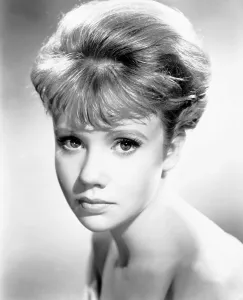 Images Dated 31st December 2014: THE CHALK GARDEN, Hayley Mills, 1964