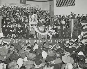 Bunting Prints: Charles Lindbergh addresses 3, 000 persons at an America First rally