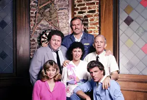 Long Prints: CHEERS, George Wendt, Shelley Long