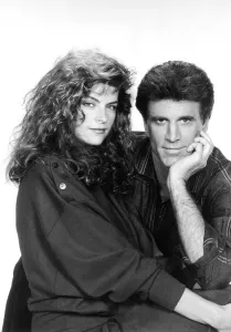 1980s Hairstyles Prints: CHEERS, from left, Kirstie Alley, Ted Danson, 1982-93 (photo ca. 1987)