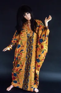 1960s Fashion Prints: Cher, July 27, 1968
