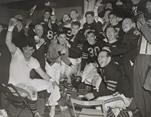 Chicago Prints: Chicago Bears cheering after beating the Green Bay Packers in the western division playoffs