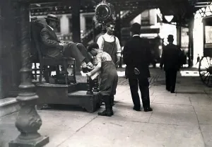 Images Dated 1st July 2008: Child labor, Bootblack at 3rd Avenue and 9th Street