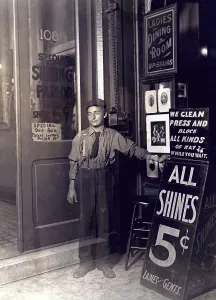 Images Dated 17th November 2008: Child labor, Greek Bootblack, Indianapolis