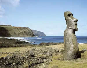 Chileans Prints: CHILE. VALPARAISO. Moai or colossal statue