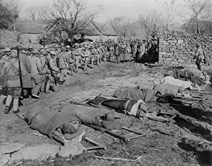 Kuomintang Prints: Chinese Civil War 1946-1949. Chinese Nationalist soldiers heading to the Su Zhou (Soochow) front