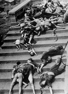 Panic Prints: Chinese civilians killed in mass panic caused by a Japanese air-raid, June 5, 1941