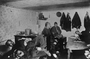 Pigtails Prints: Four Chinese men smoking opium in a lodging house in San Francisco's Chinatown