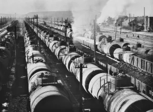 Beijing Prints: Chinese train carrying petroleum and coal to Beijing in 1964. LC-DIG-ppmsca-09193