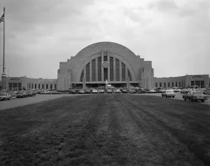 Cincinnati Prints: Cincinnati Union Terminal, constructed in 1933