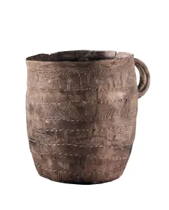 Alto Ampurdan Prints: Cinerary urn belonging to the Urn-field Culture (1000-700 BC)