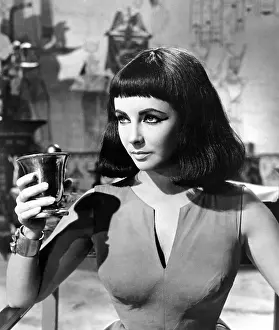 Jsx 65 Prints: CLEOPATRA, Elizabeth Taylor, 1963