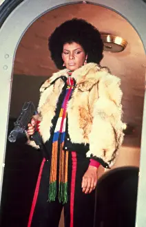 Movpor11 Prints: CLEOPATRA JONES, Tamara Dobson, 1973